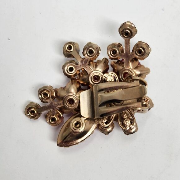 Molded Lava Glass and Aurora Borealis Rhinestone Juliana Style Spray Earrings - Picture 7 of 10